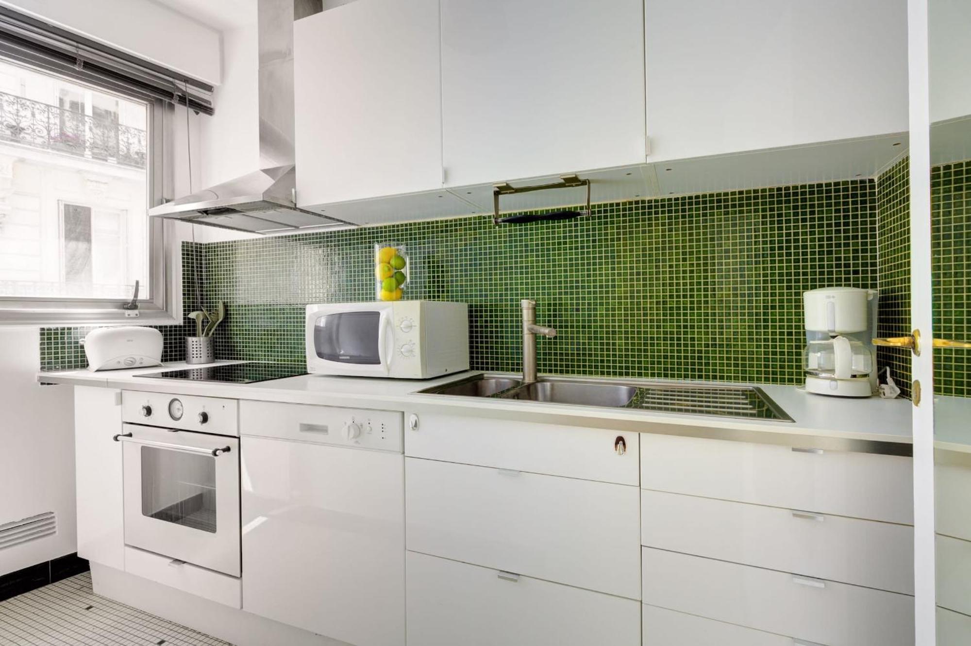 St Germain & Le Bon Marche With Balcony - Cityapartmentstay Paris Eksteriør billede
